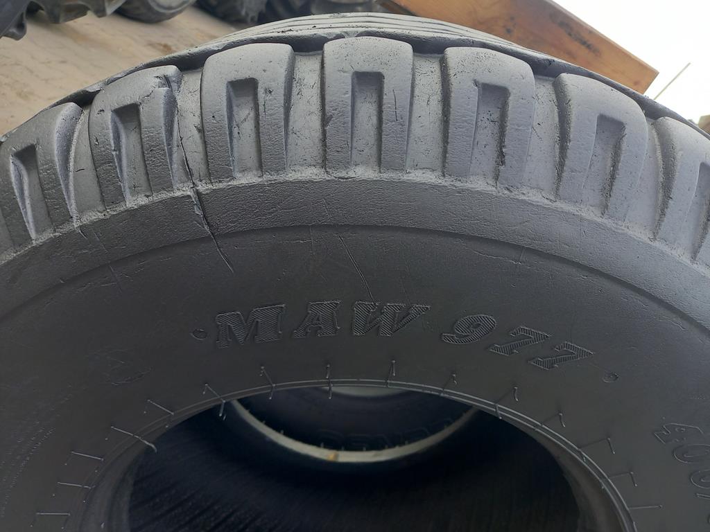 Opona używana rolnicza 400/60-15.5 MRL IMPLEMENT MAW977; 300zł W4779 - obrazek 9
