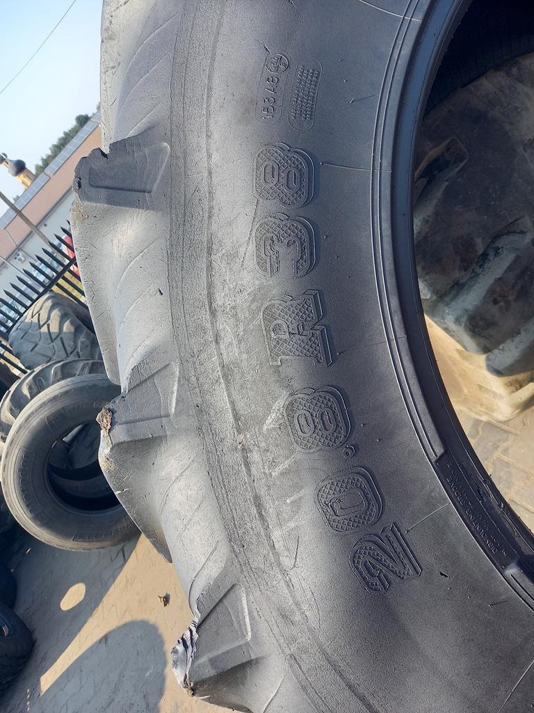 Opona używana rolnicza 20.8R38 TAURUS POINT 8 1200zł W4785 - obrazek 10