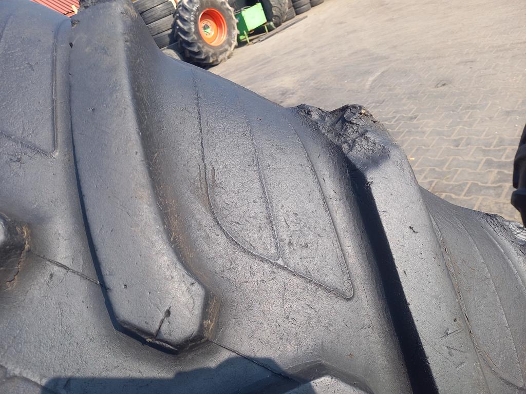 Opona używana rolnicza 20.8R38 TAURUS POINT 8 1200zł W4785 - obrazek 5