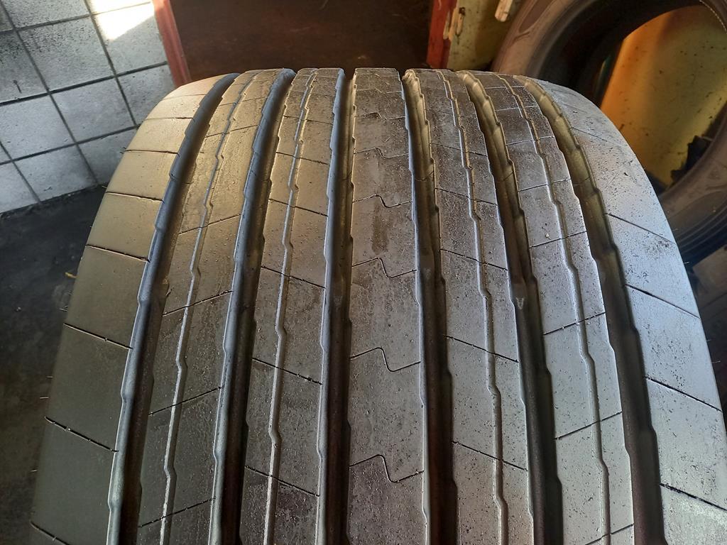 Opona używana ciężarowa 445/45R19.5 GOODYEAR KMAX T GEN-2 780zł C2685 - obrazek 5