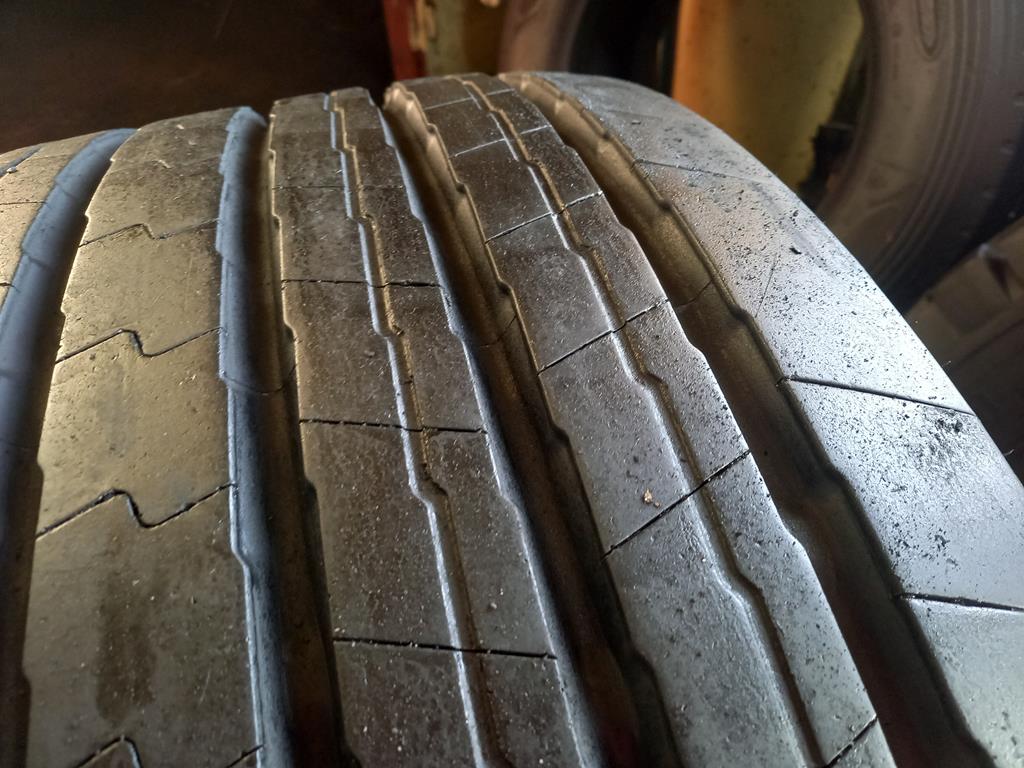 Opona używana ciężarowa 445/45R19.5 GOODYEAR KMAX T GEN-2 780zł C2685 - obrazek 6