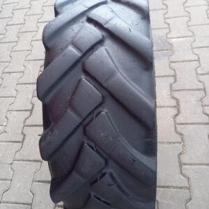 Opona używana 10.0/75-15.3 10.0/75R15.3 TRAXMAX MPT 180zł W4864