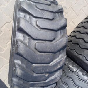 Opona używana przemysłowa 10-16.5 10R16.5 BOBCAT R-4 200zł W4909