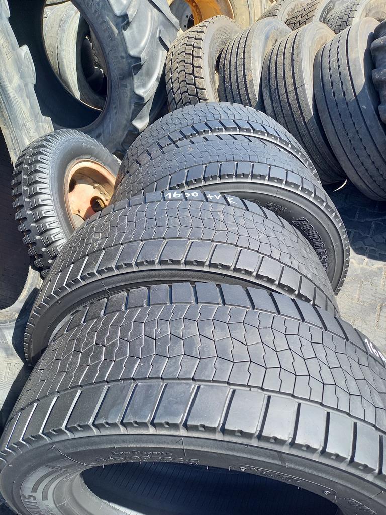 4x Opona używana ciężarowa 295/60R22.5 BRIDGESTONE DURAVIS R-DRIVE 002 350zł C2729 - obrazek 4