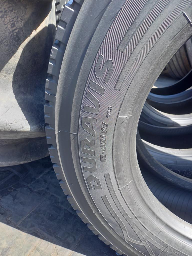 4x Opona używana ciężarowa 295/60R22.5 BRIDGESTONE DURAVIS R-DRIVE 002 350zł C2729 - obrazek 11
