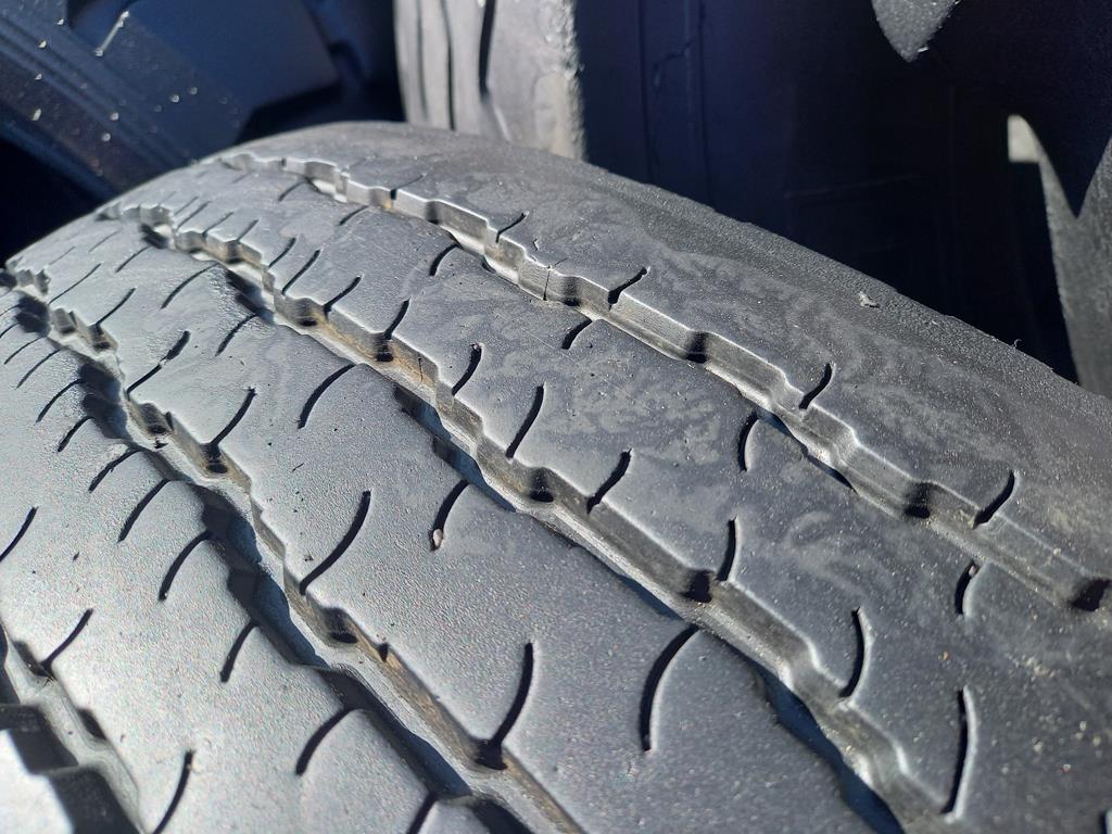 4x Opona używana ciężarowa 10R22.5 MATADOR MASTER FR2 400zł C2730 - obrazek 6
