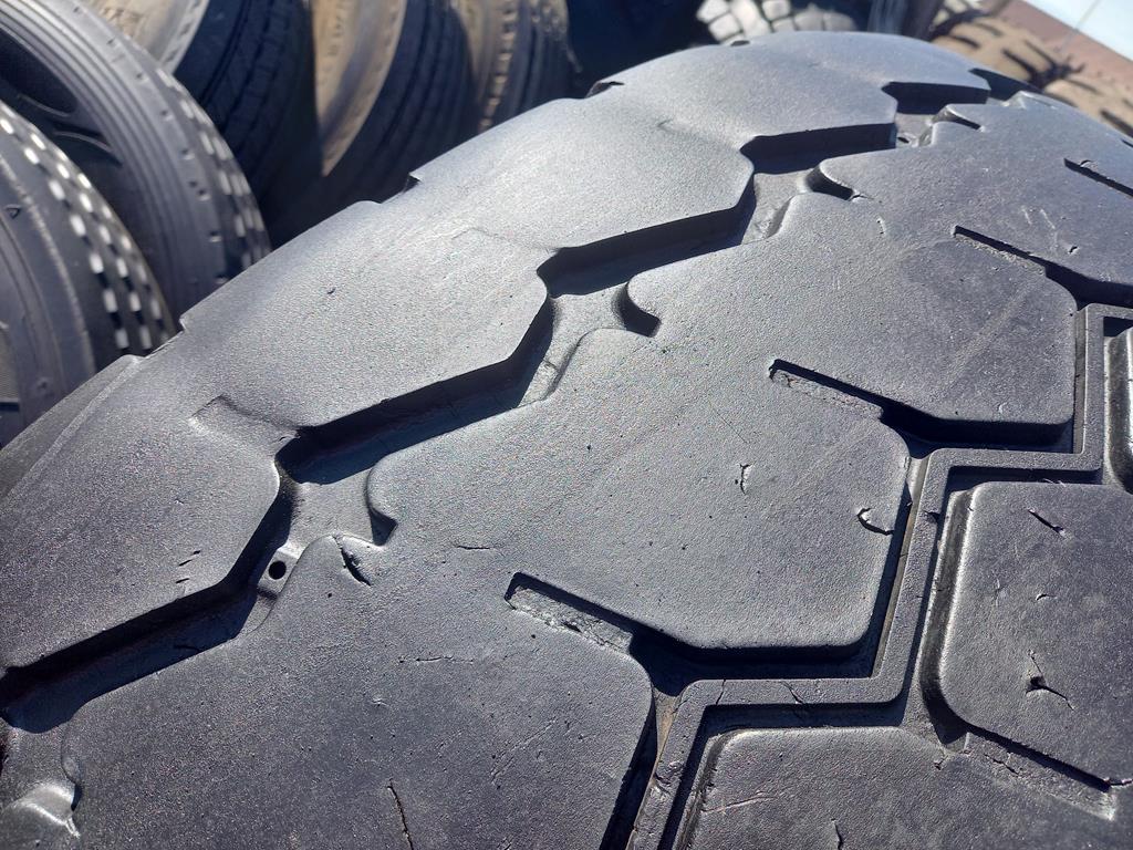 Opona używana ciężarowa 445/65R22.5 MICHELIN XZY 3 950zł C2731 - obrazek 8