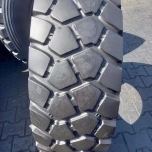 Opona używana przemysłowa 365/80R20 14.5R20 BKT EARTH MAX SR33 700zł W4919