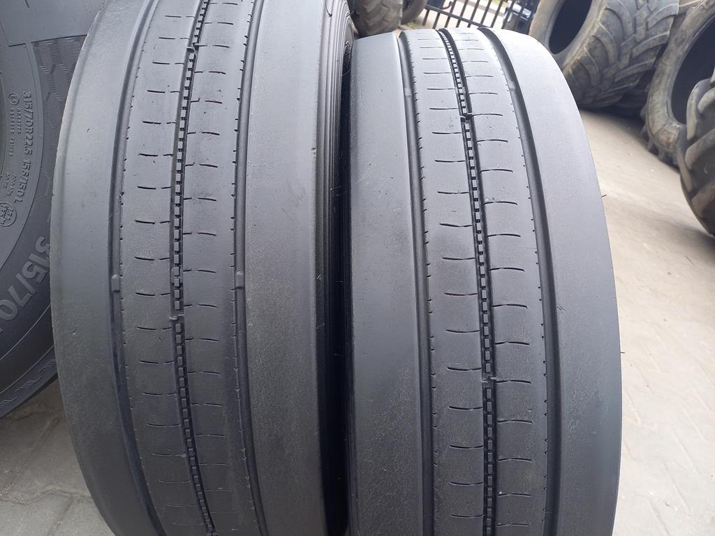 2x Opona używana ciężarowa 265/70R19.5 BRIDGESTONE R-STEER 002 350zł C2735 - obrazek 4