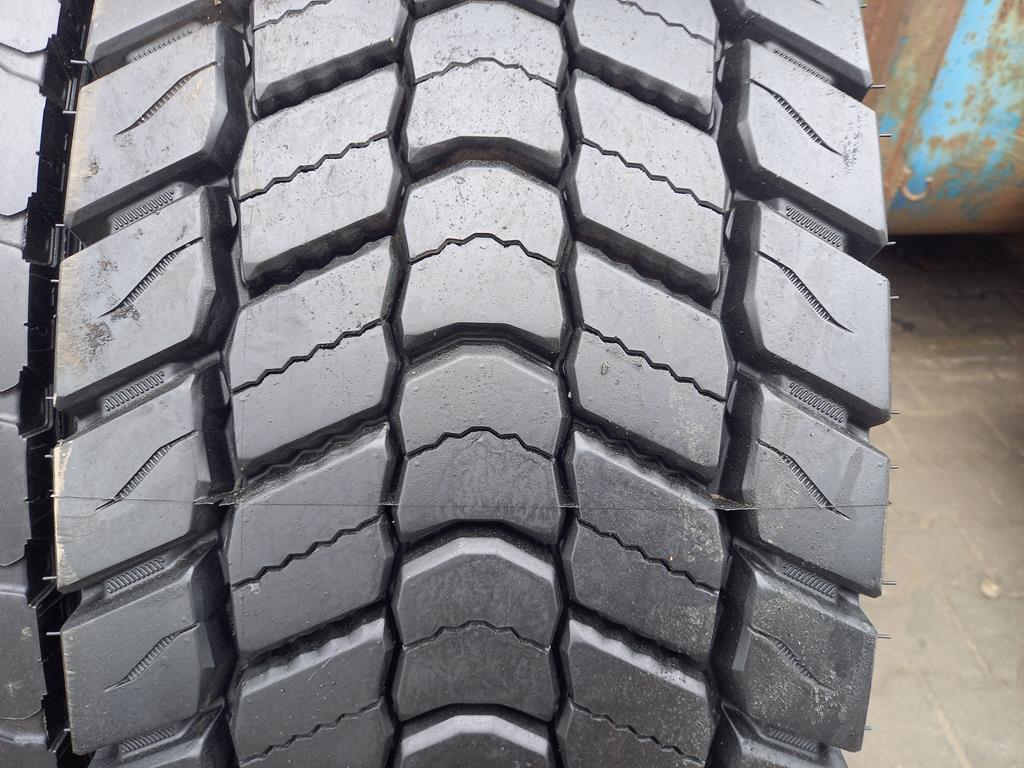 Opona używana ciężarowa 315/70R22.5 CONTINENTAL CONTIRE CONTIRE HYBRID HD5 900zł C2739 - obrazek 4