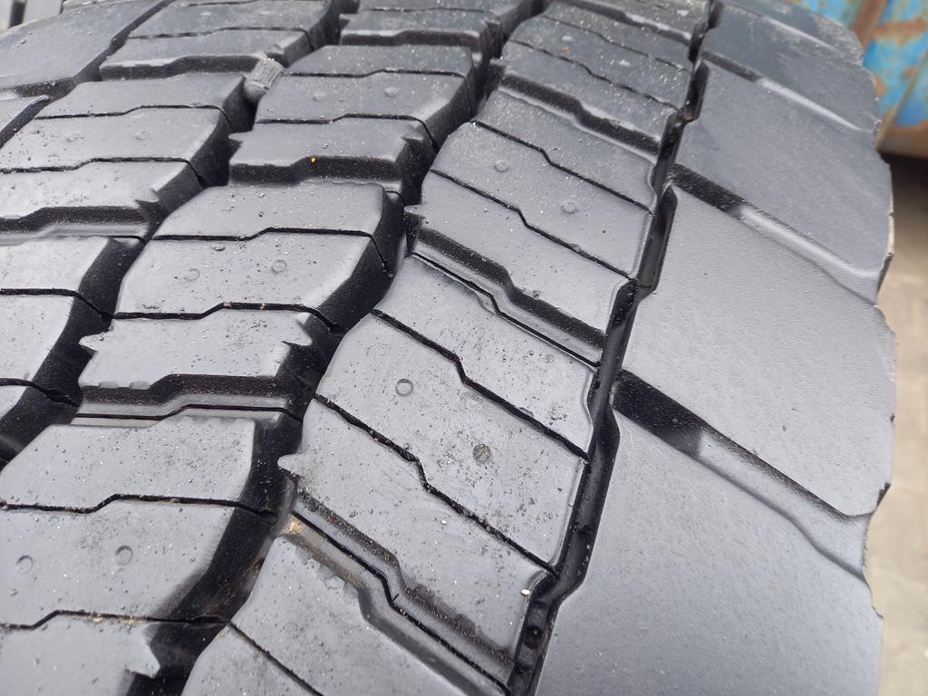 Opona używana ciężarowa 315/70R22.5 MICHELIN X MULTI D 800zł C2740 - obrazek 6