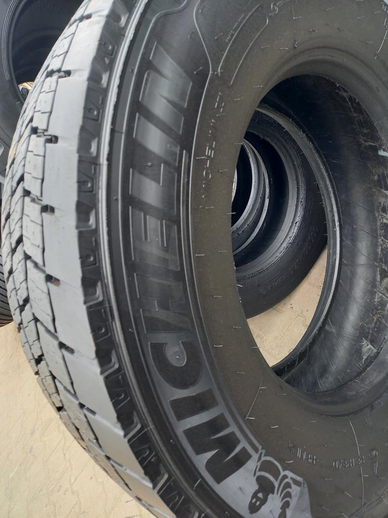 Opona używana ciężarowa 315/70R22.5 MICHELIN X MULTI D 800zł C2740 - obrazek 11