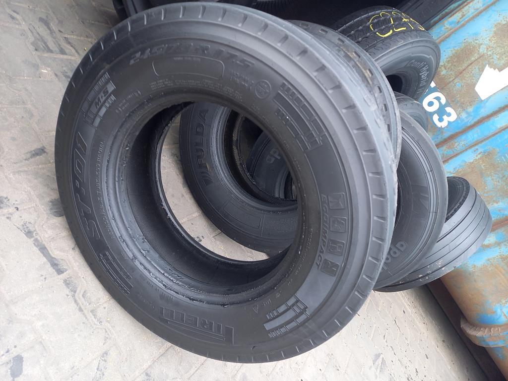 Opona używana ciężarowa 245/70R17.5 PIRELLI ST01 250zł C2744 - obrazek 9