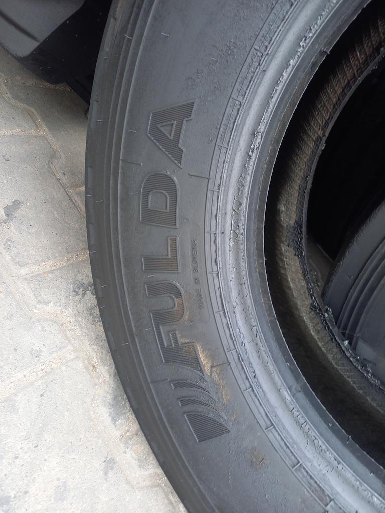Opona używana ciężarowa 235/75R17.5 FULDA ECOTONN 350zł C2745 - obrazek 11