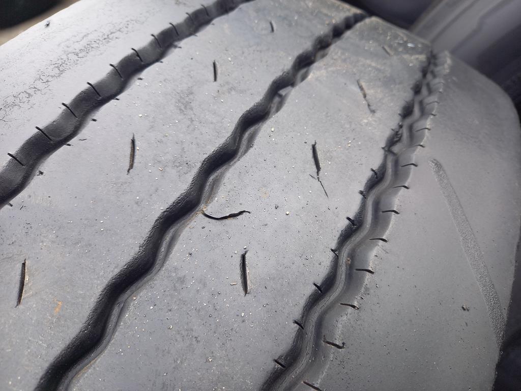 Opona używana ciężarowa 235/75R17.5 APOLLO ENDURACE RT 350zł C2746 - obrazek 7