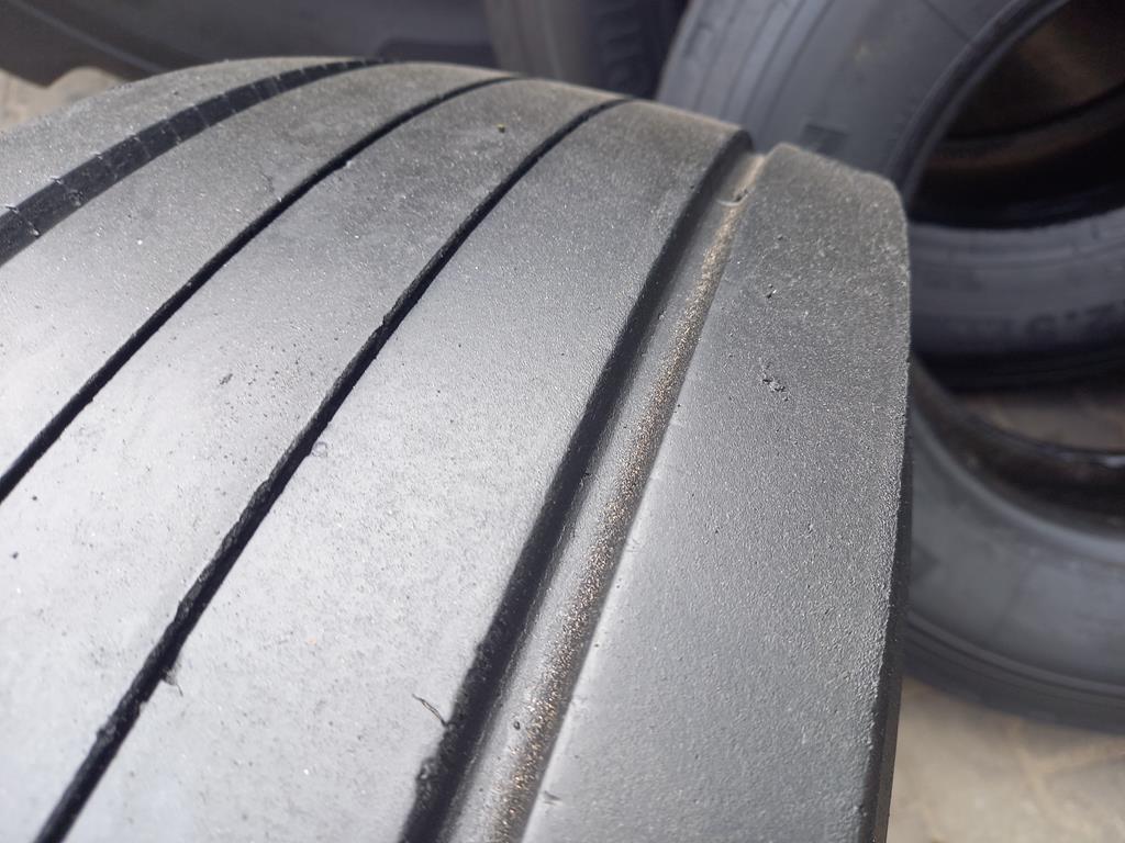 Opona używana ciężarowa 235/75R17.5 GOODYEAR MARATHON LHT 300zł C2747 - obrazek 6