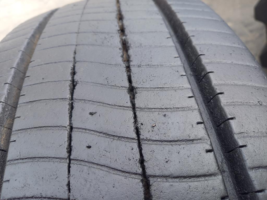 Opona używana ciężarowa 9.50R17.5 FULDA ECOTONN 380zł C2748 - obrazek 5