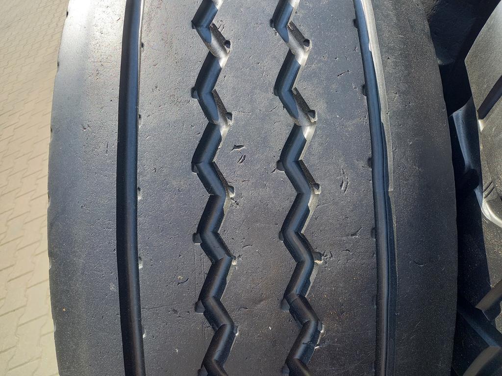 Opona używana ciężarowa 445/75R22.5 GOODYEAR OMNITRAC MSS 1100zł C2750 - obrazek 4