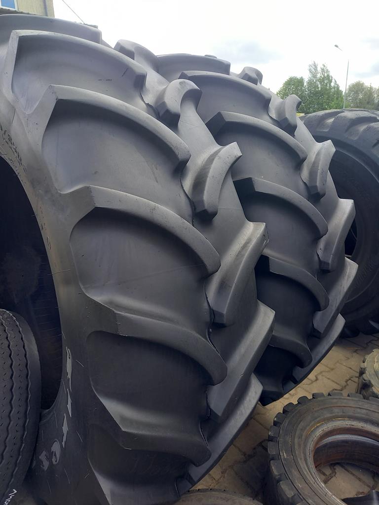 2x Opona używana rolnicza 520/85R38 20.8R38 FIRESTONE R 8000 2600zł W4954 - obrazek 10