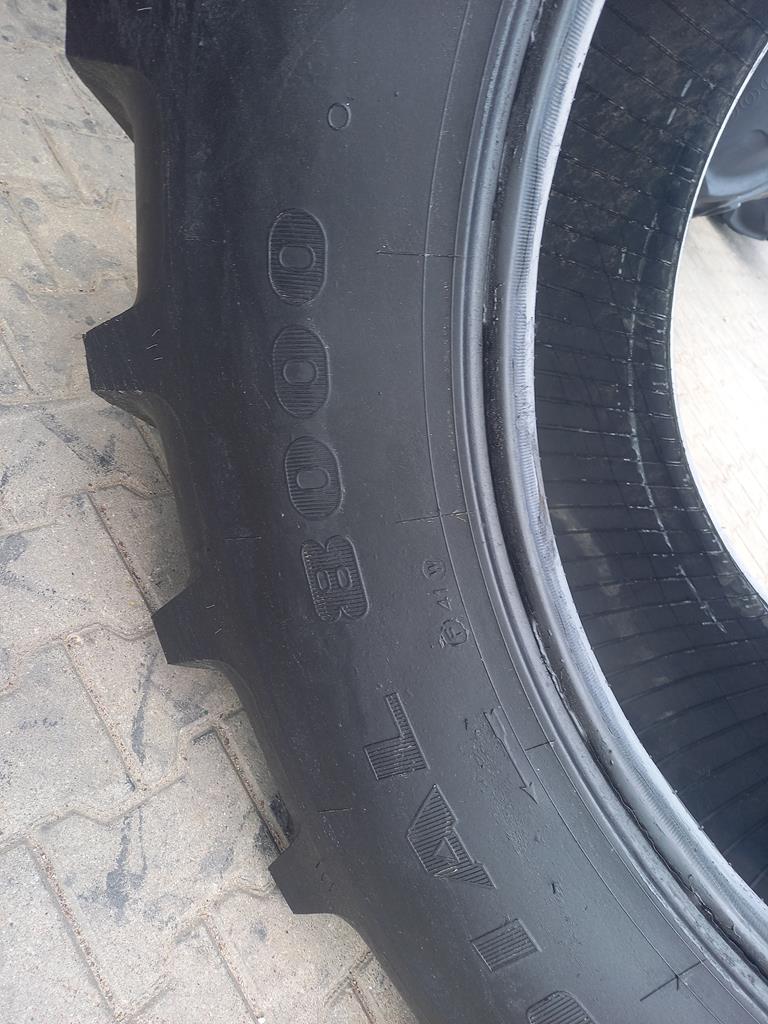 2x Opona używana rolnicza 520/85R38 20.8R38 FIRESTONE R8000 2600zł W4957 - obrazek 10
