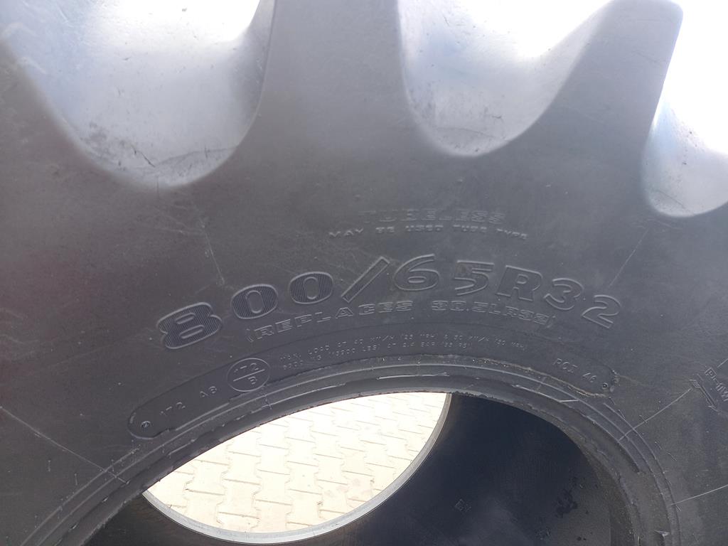 Opona używana rolnicza 800/65R32 GOODYEAR SUPER TRACTION 3800zł W4959 - obrazek 11