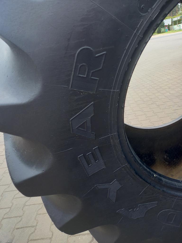 Opona używana rolnicza 800/65R32 GOODYEAR SUPER TRACTION 3800zł W4959 - obrazek 12