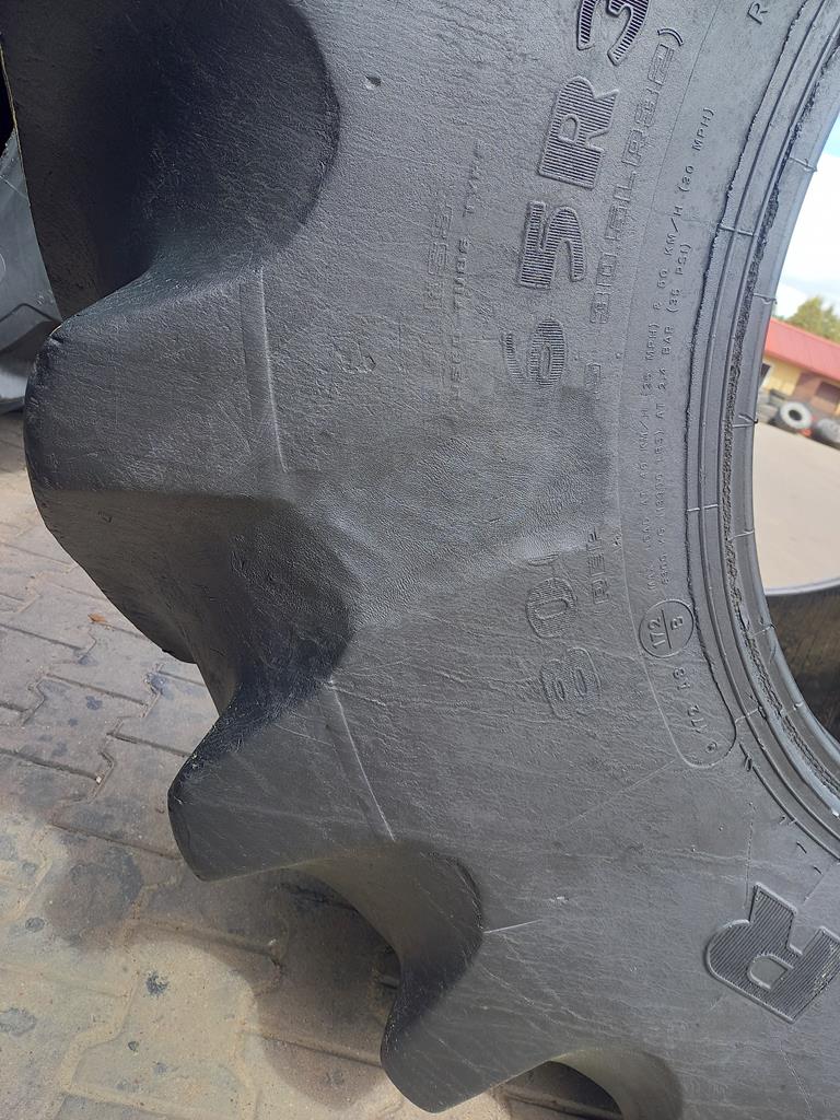 Opona używana rolnicza 800/65R32 GOODYEAR SUPER TRACTION 3800zł W4959 - obrazek 7