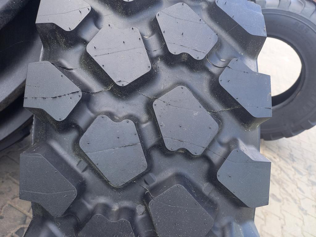 Opona używana przemysłowa 14.00R20 MICHELIN XZL+ 900zł W4963 - obrazek 4