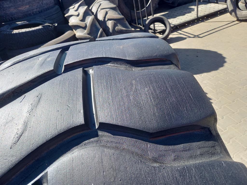 2x Opona używana przemysłowa 750/65R25 GOODYEAR TL-3A3 3800zł W4968 - obrazek 10