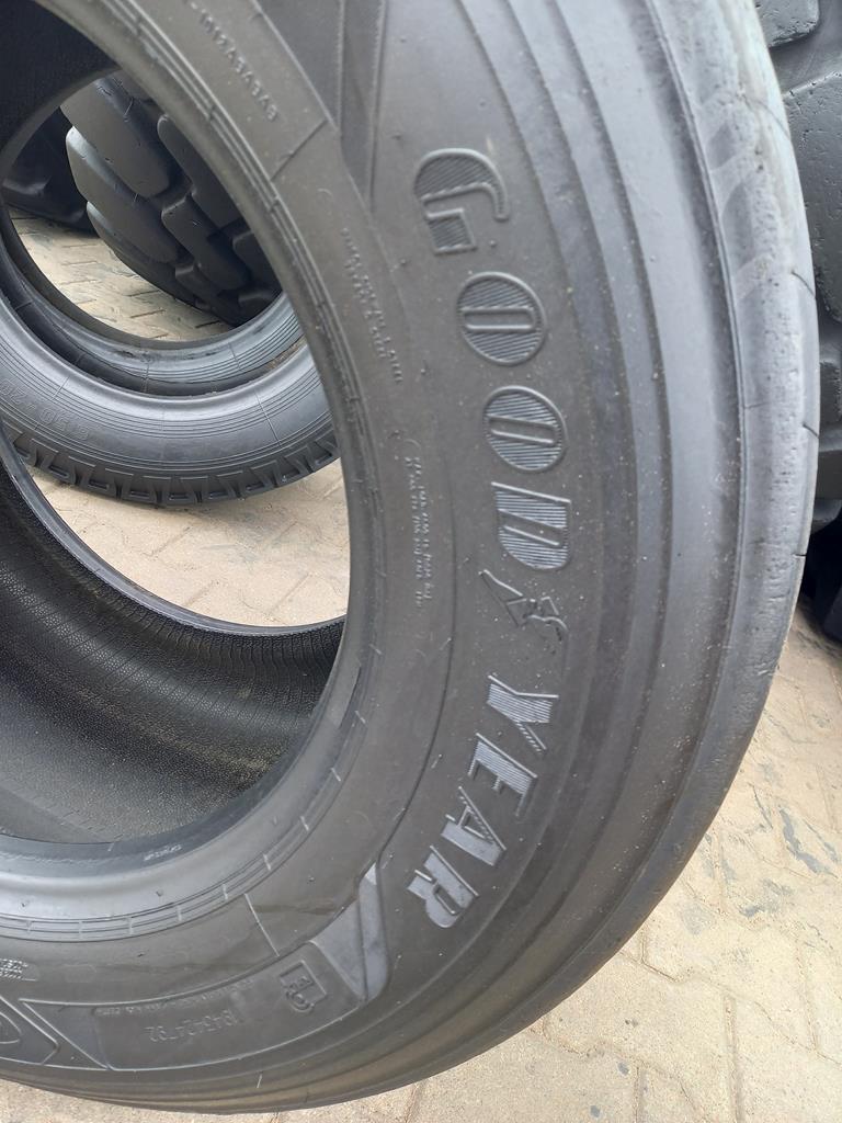 Opona używana ciężarowa 445/45R19.5 GOODYEAR KMAX T GEN-2 700zł C2764 - obrazek 10