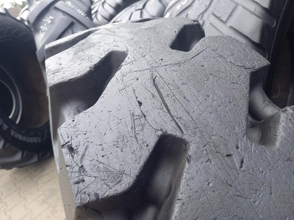 Opona używana przemysłowa 12.00R20 MICHELIN X MINED 2 L-5 2000zł W4979 - obrazek 7