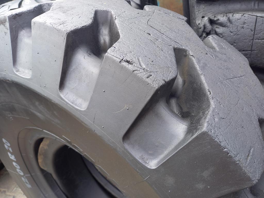 Opona używana przemysłowa 12.00R20 MICHELIN X MINED 2 L-5 2000zł W4979 - obrazek 8