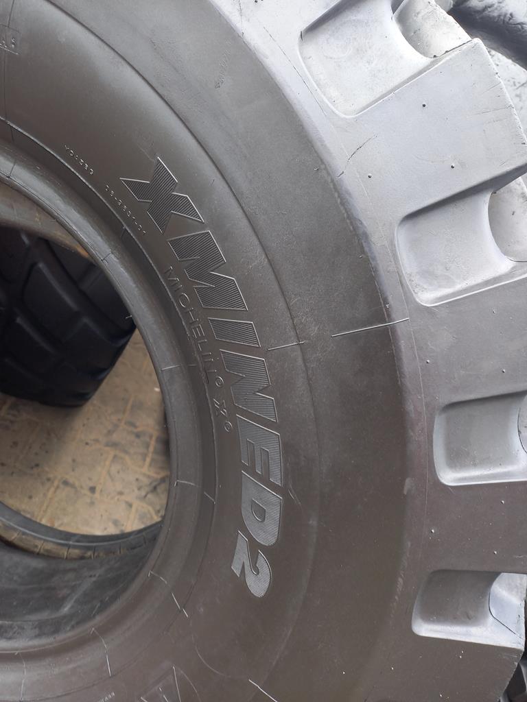 Opona używana przemysłowa 12.00R20 MICHELIN X MINED 2 L-5 2000zł W4979 - obrazek 9