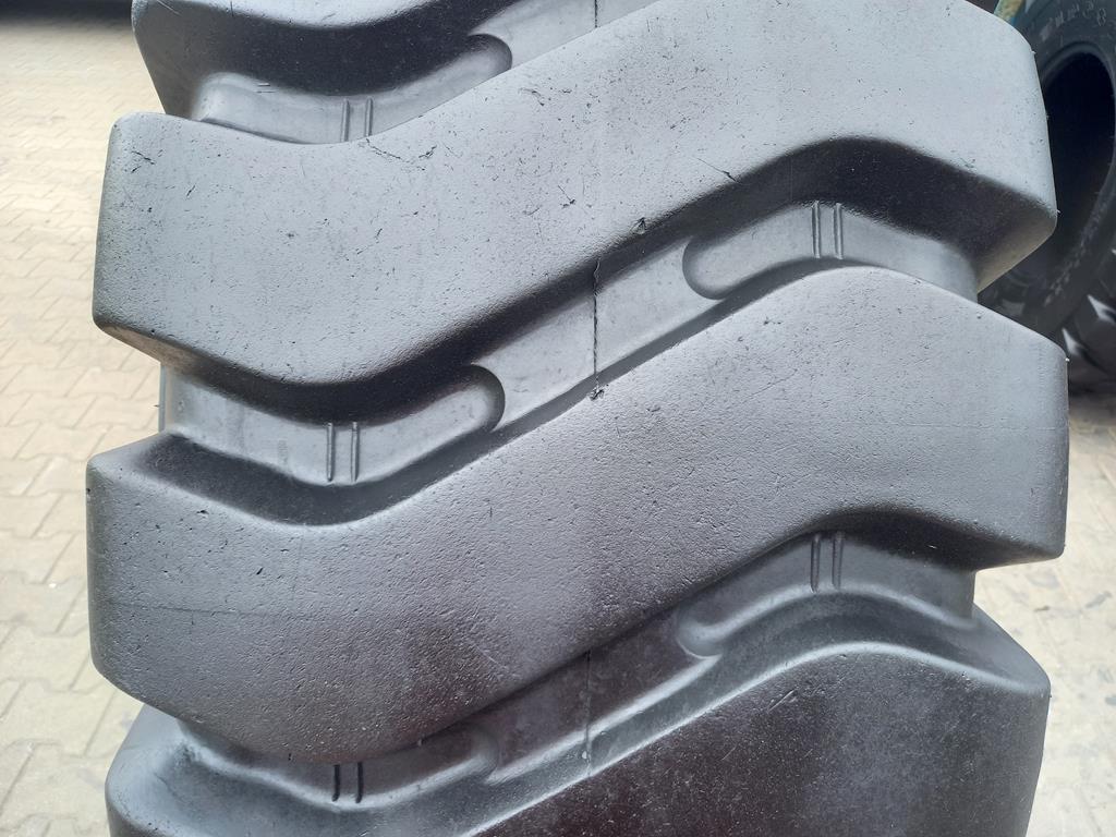 Opona używana przemysłowa 23.5-25 23.5R25 MITAS EARTHMOVER EM-30 2500zł W4988 - obrazek 5