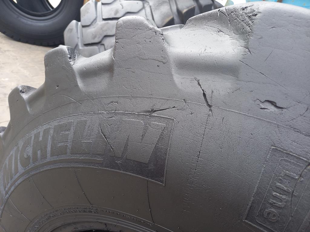 Opona używana przemysłowa 480/80-26 18.4-26 MICHELIN POWER CL 900zł W4989 - obrazek 8