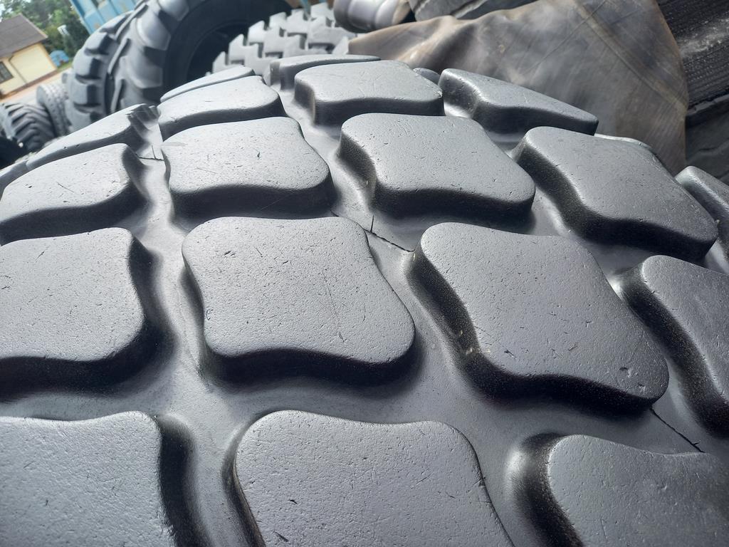 Opona używana rolnicza 23.1-26 BOMAG TR-387 2000zł W4993 - obrazek 9