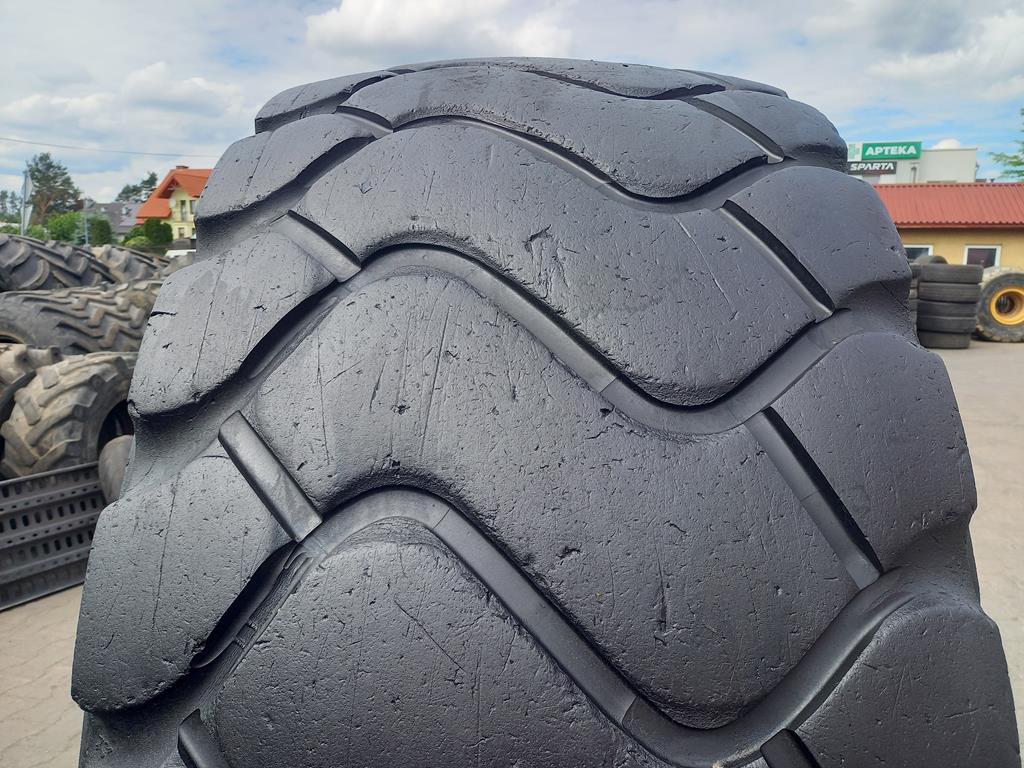 Opona używana przemysłowa 26.5R25 MICHELIN XHA2 2400zł W4997 - obrazek 4