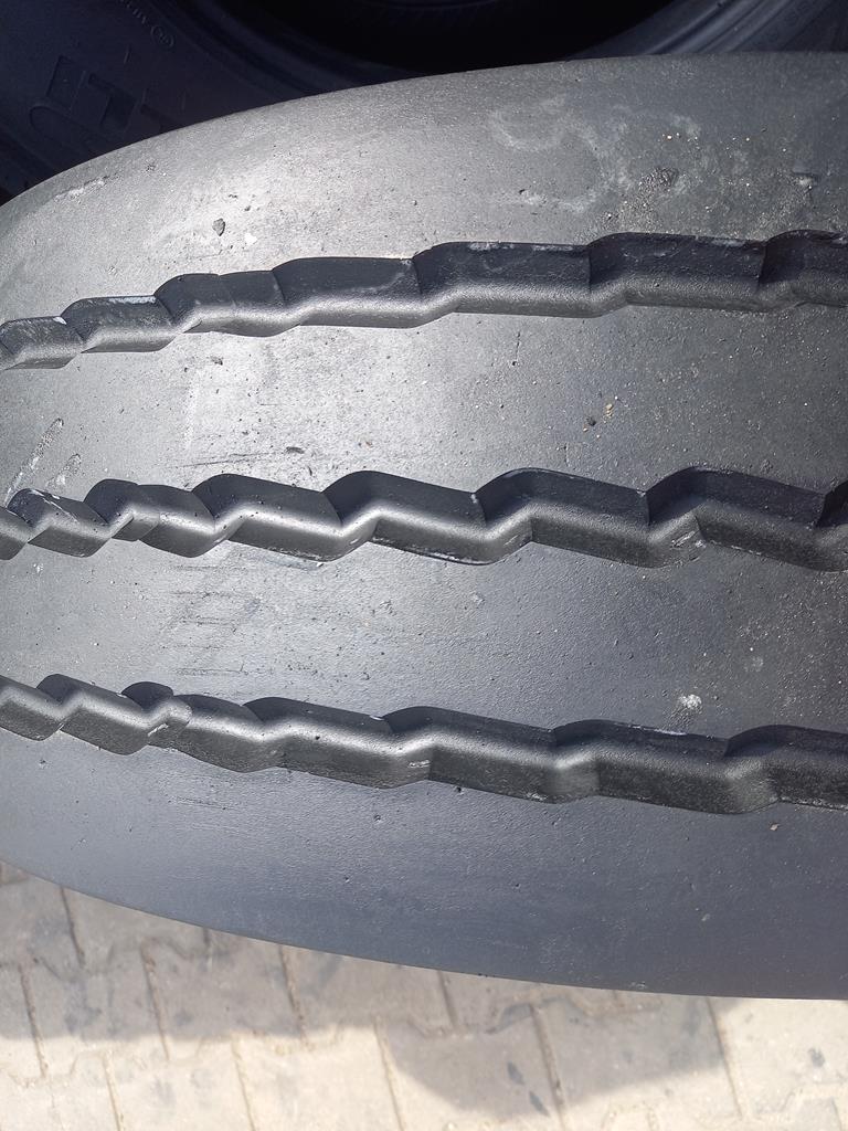 Opona używana ciężarowa 255/60R19.5 MICHELIN XTA+E 350zł C2769 - obrazek 12
