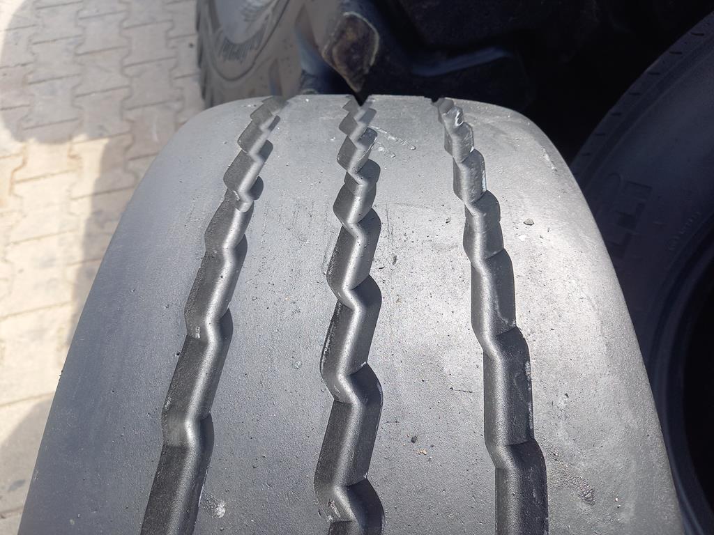 Opona używana ciężarowa 255/60R19.5 MICHELIN XTA+E 350zł C2769 - obrazek 4