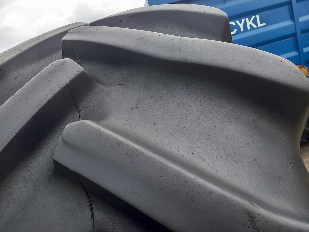 Opona używana rolnicza 800/65R32 30.5R32 GOODYEAR STR 4000zł W5002 - obrazek 6