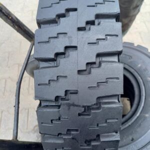 Opona używana przemysłowa 6.00R9 SUMITOMO SFR220 120zł W5009