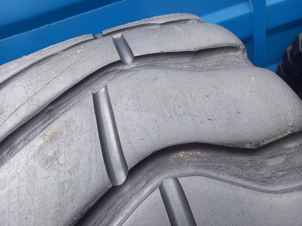 2x Opona używana przemysłowa 750/65R25 GOODYEAR TL3A+ 3800zł W5014 - obrazek 9