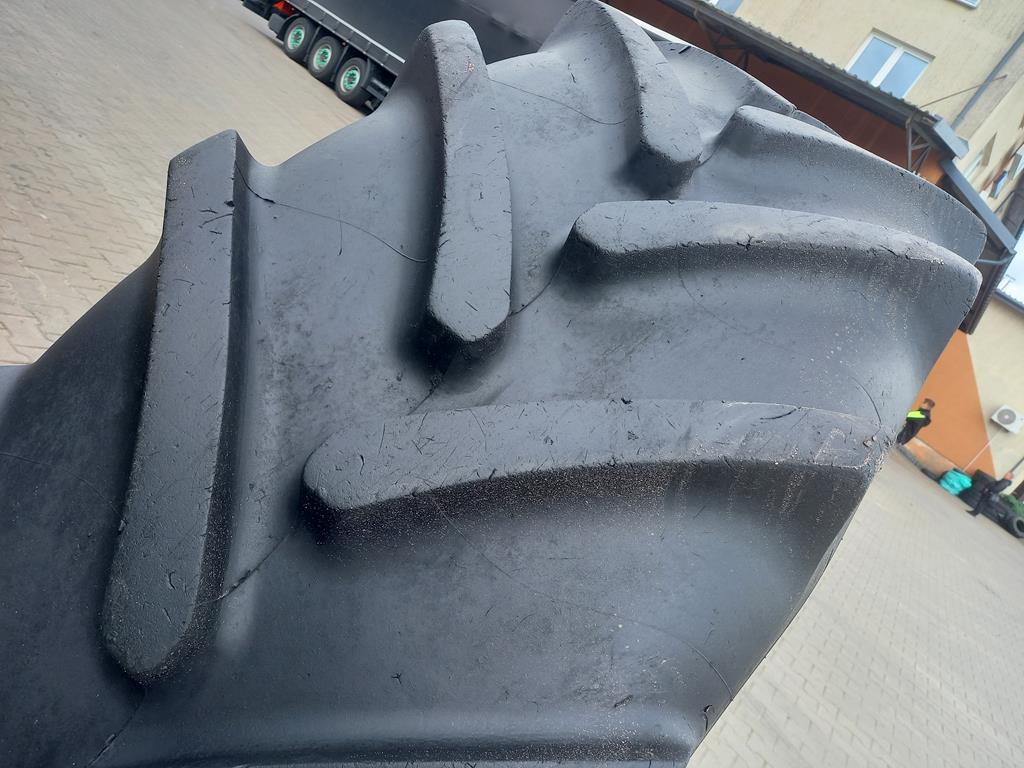 Opona używana rolnicza 520/70R38 MICHELIN OMNIBIB 2200zł W5015 - obrazek 11