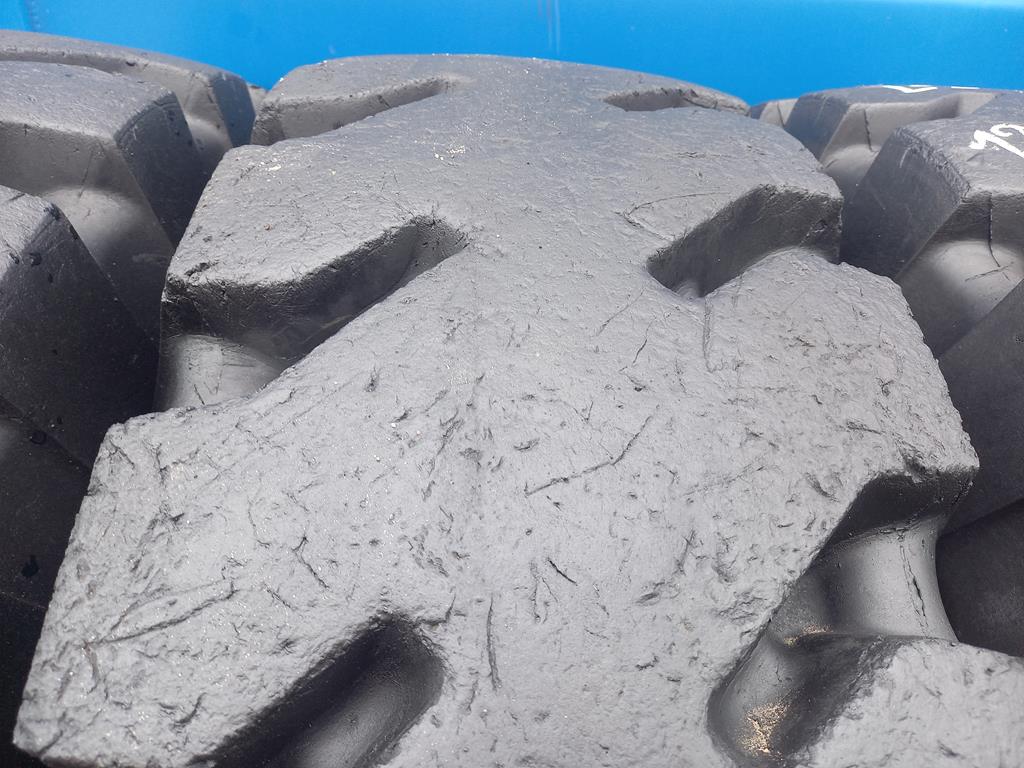 4x Opona używana przemysłowa 12.00R24 MICHELIN L-5 1900zł W5016 - obrazek 7