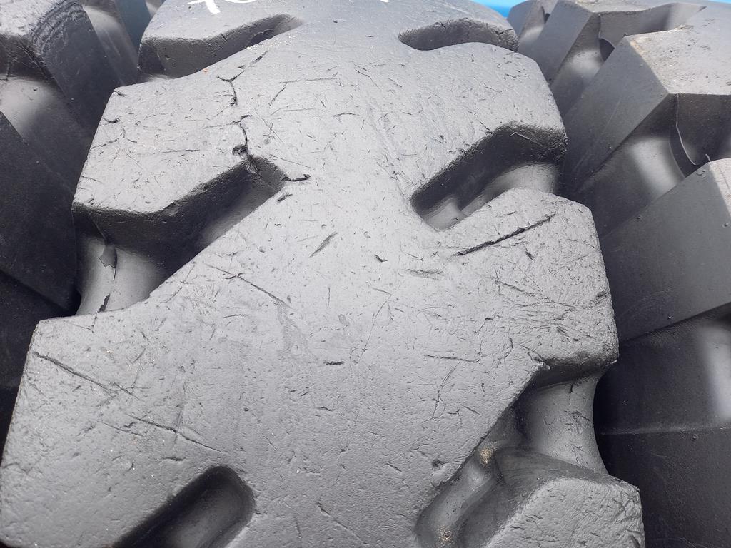 4x Opona używana przemysłowa 12.00R24 MICHELIN L-5 1900zł W5016 - obrazek 9