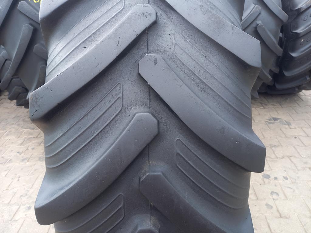 Opona używana rolnicza 540/65R34 TAURUS POINT 65 1000zł W5021 - obrazek 4