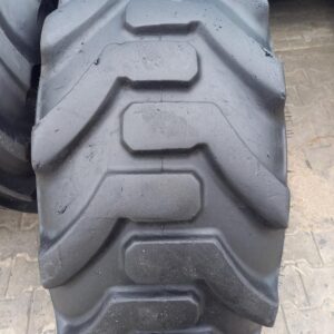 Opona używana przemysłowa 400/70-20 16/70-20 GALAXY SUPER INDUSTRIAL LUG 600zł W5027