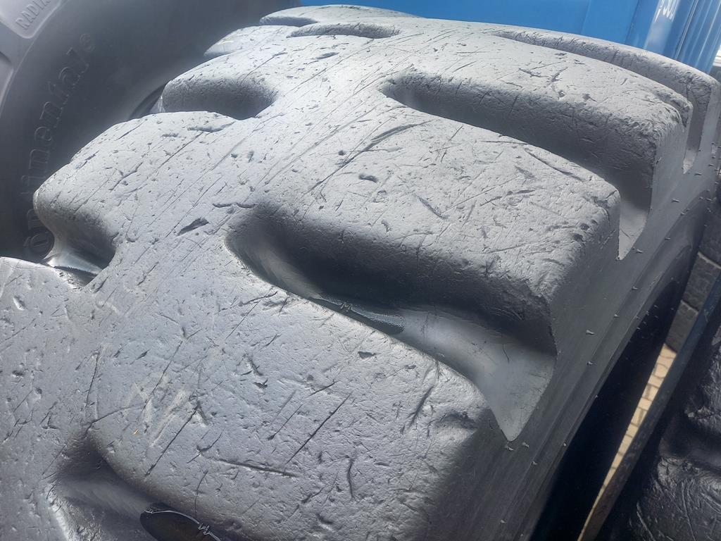 4x Opona używana przemysłowa 23.5R25 BRIDGESTONE VSDL 4000zł W5028 - obrazek 9