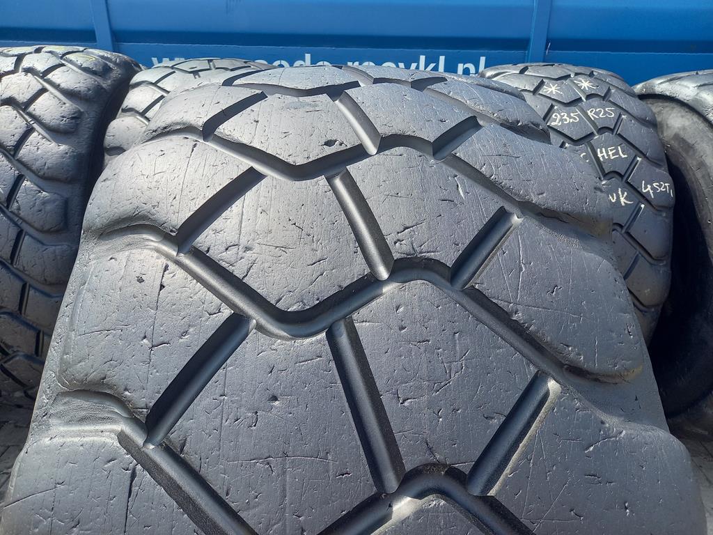 4x Opona używana przemysłowa 23.5R25 MICHELIN 2200zł W5031 - obrazek 6