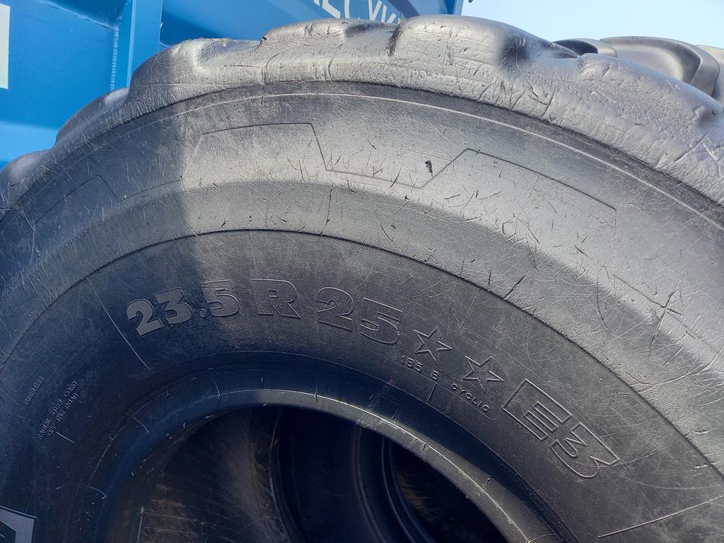 4x Opona używana przemysłowa 23.5R25 MICHELIN 2200zł W5031 - obrazek 12